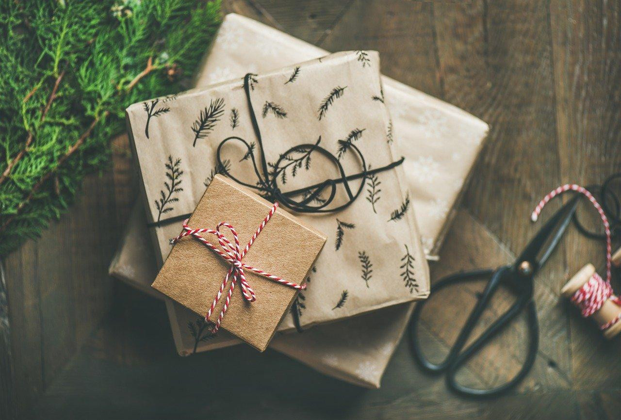 Regalo de Navidad / Yvettefang 0604 PIXABAY