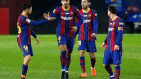 Los jugadores del Barça celebran un gol contra el Valencia / EFE