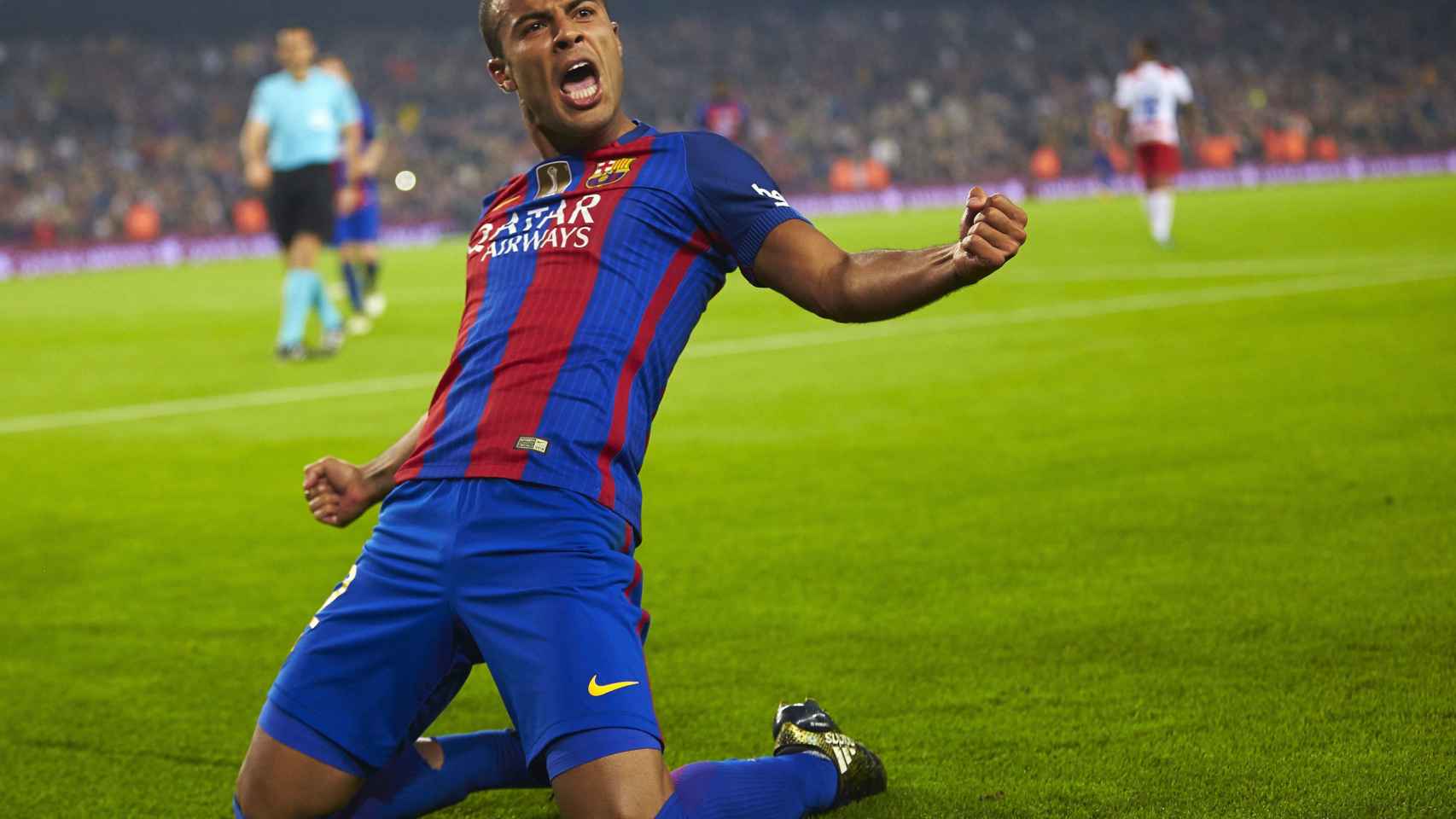 Rafinha celebra un gol del Barça / EFE