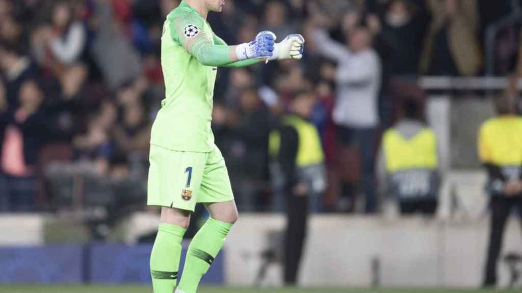 Una foto de Ter Stegen celebrando el gol del Barça ante el Manchester United / FCB