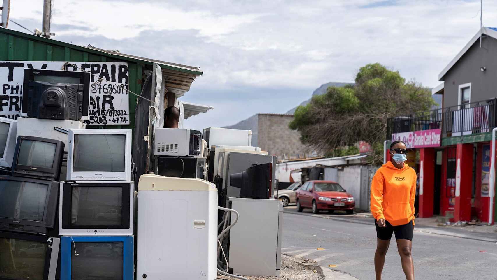 Una calle de Ciudad del Cabo, en Sudáfrica, país donde se ha detectado la nueva variante del Covid / EFE