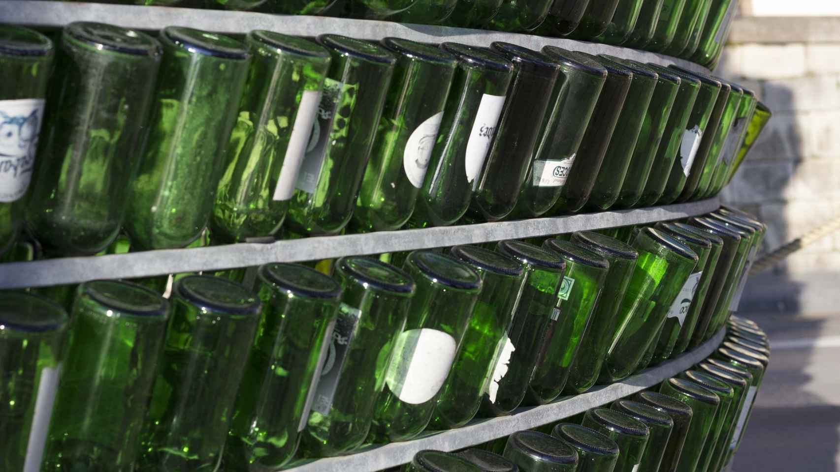 Botellas de sidra colocadas en fila / PIXABAY