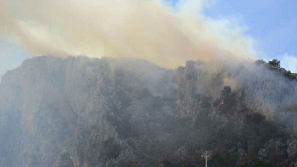 Fuego declarado en L'Estartit.