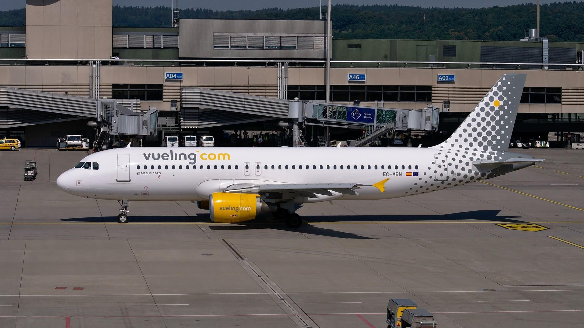 Un airbus A320 de Vueling, en los que está especializado el hangar de Iberia, en una foto de archivo / PIXABAY