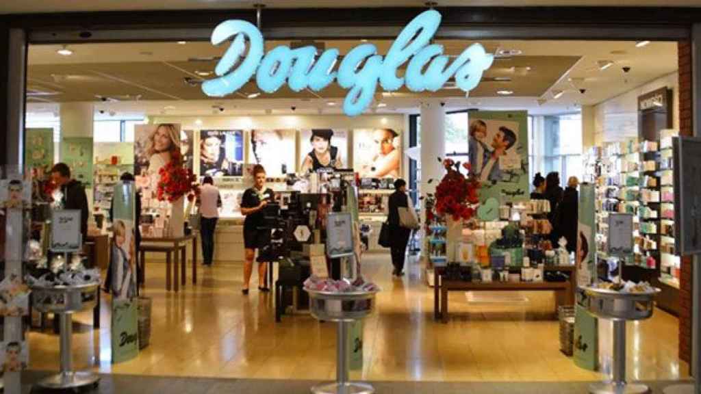 Las perfumerías Douglas registran un aluvión de pérdidas