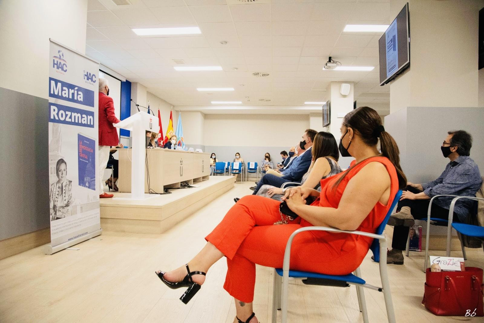 María Rozman, en la presentación de su libro 'La Democracia de Cristal'