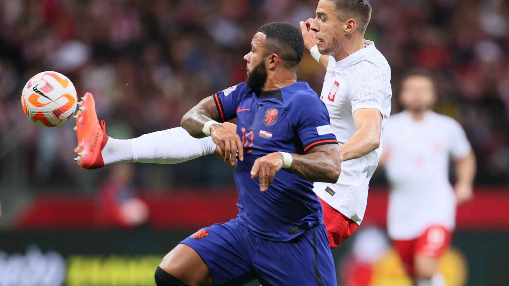 Memphis, en el partido entre Polonia y Holanda / EFE