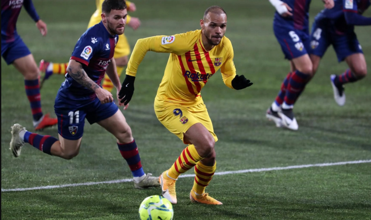 Braithwaite jugando con el Barça contra el Huesca / FC Barcelona