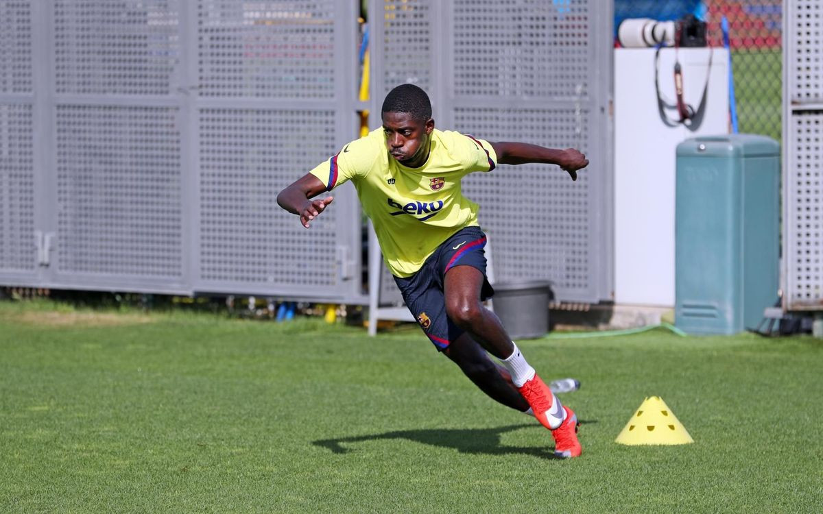 Dembelé durante un entrenamiento /FCB