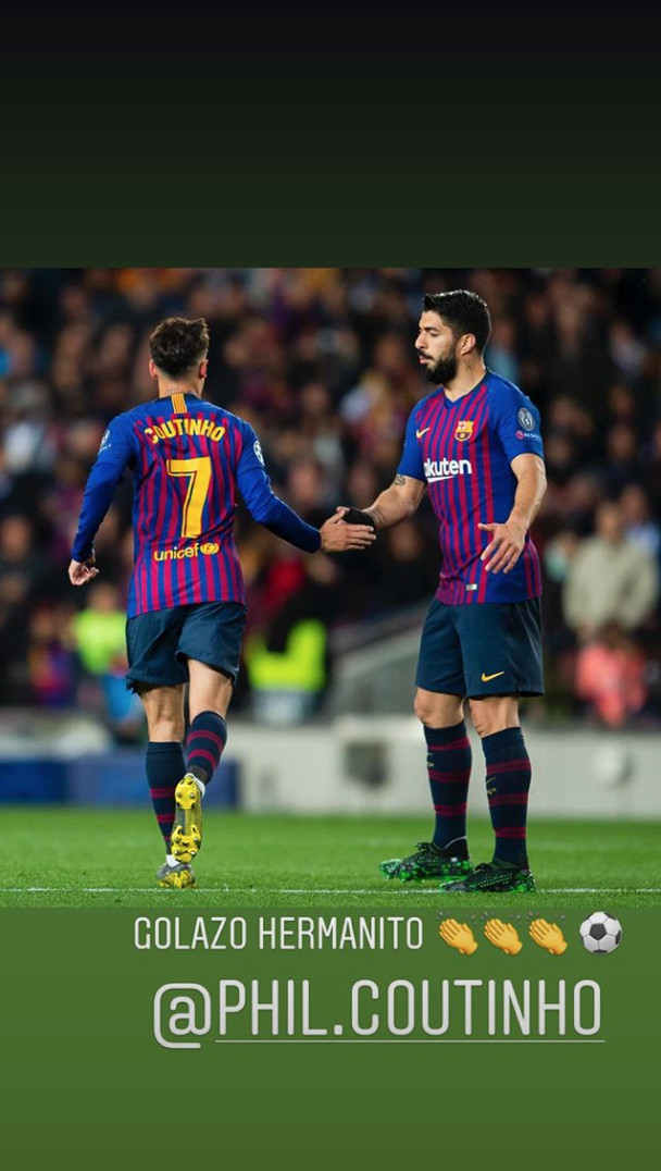 Luis Suárez felicita a Coutinho / REDES