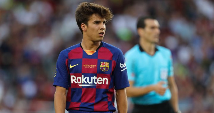 Riqui Puig en un partido del Barça / EFE