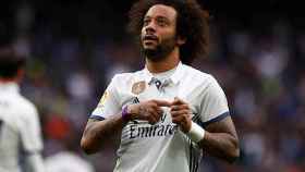 Una foto de Marcelo señalando el escudo del Real Madrid / Real Madrid