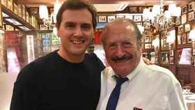 Albert Rivera junto a Silvestre Sánchez en el Salamanca