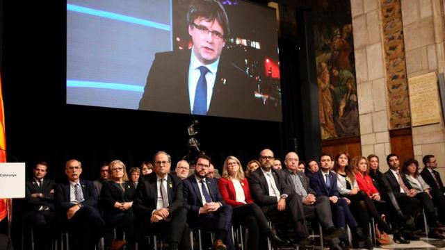 Pere Aragonès, junto a Quim Torra durante la creación del Consejo para la República en 2018 / EP