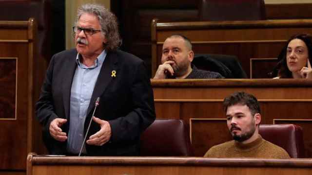 Joan Tardà, diputado de ERC en el Congreso de Diputados junto a Gabriel Rufián (d) / EFE