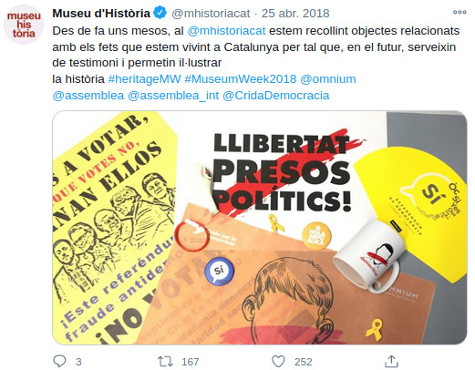 El Museo de Historia de Cataluña, mostrando en sus redes en 2018 algunos de los objetos recopilados del 'procés' / @mhistoriacat (TWITTER)