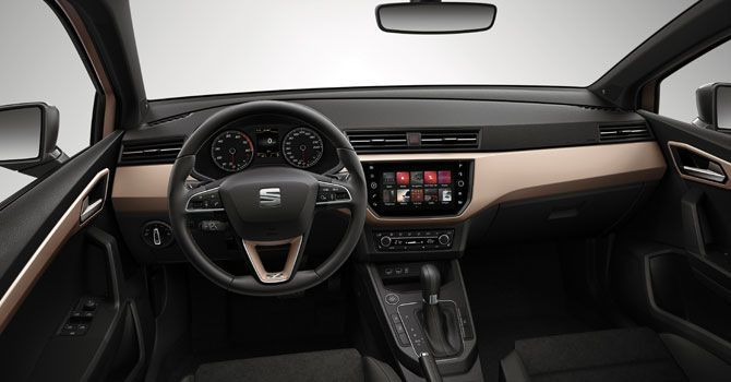 Interior de la quinta generación del Seat Ibiza / CG