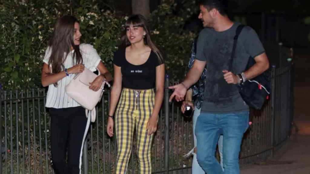 Cepeda y Aitana, derroche de complicidad en el Parque Warner