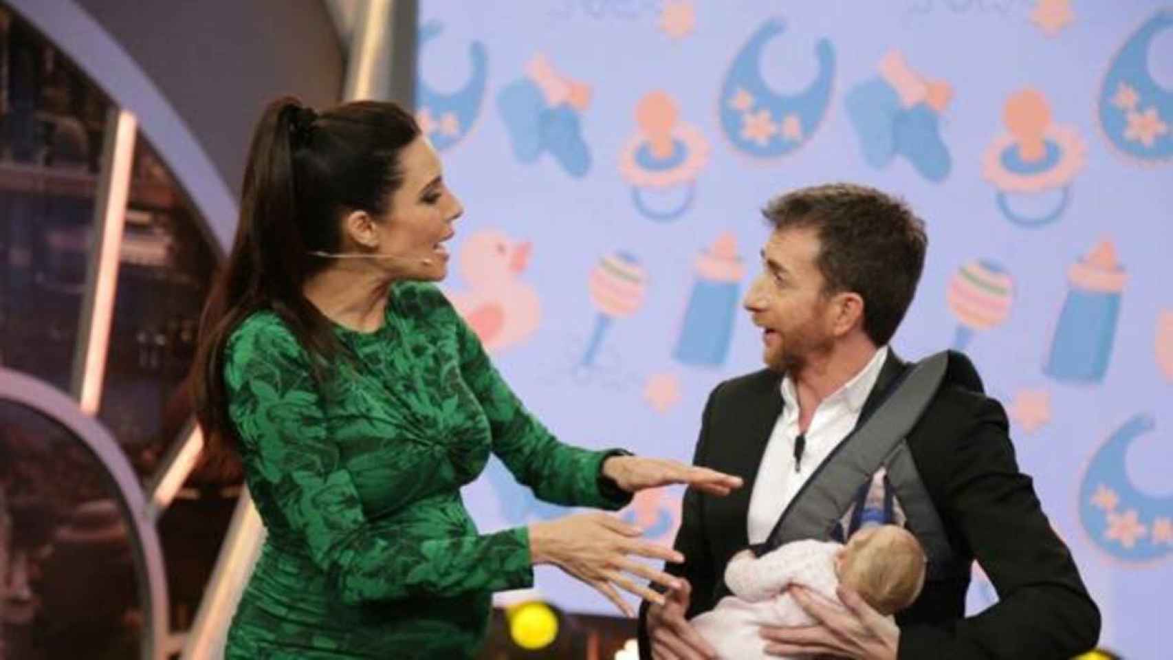 Pilar Rubio con Pablo Motos