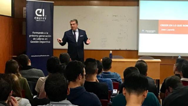 Joan Laporta dando una conferencia en el Cruyff Institute / Twitter