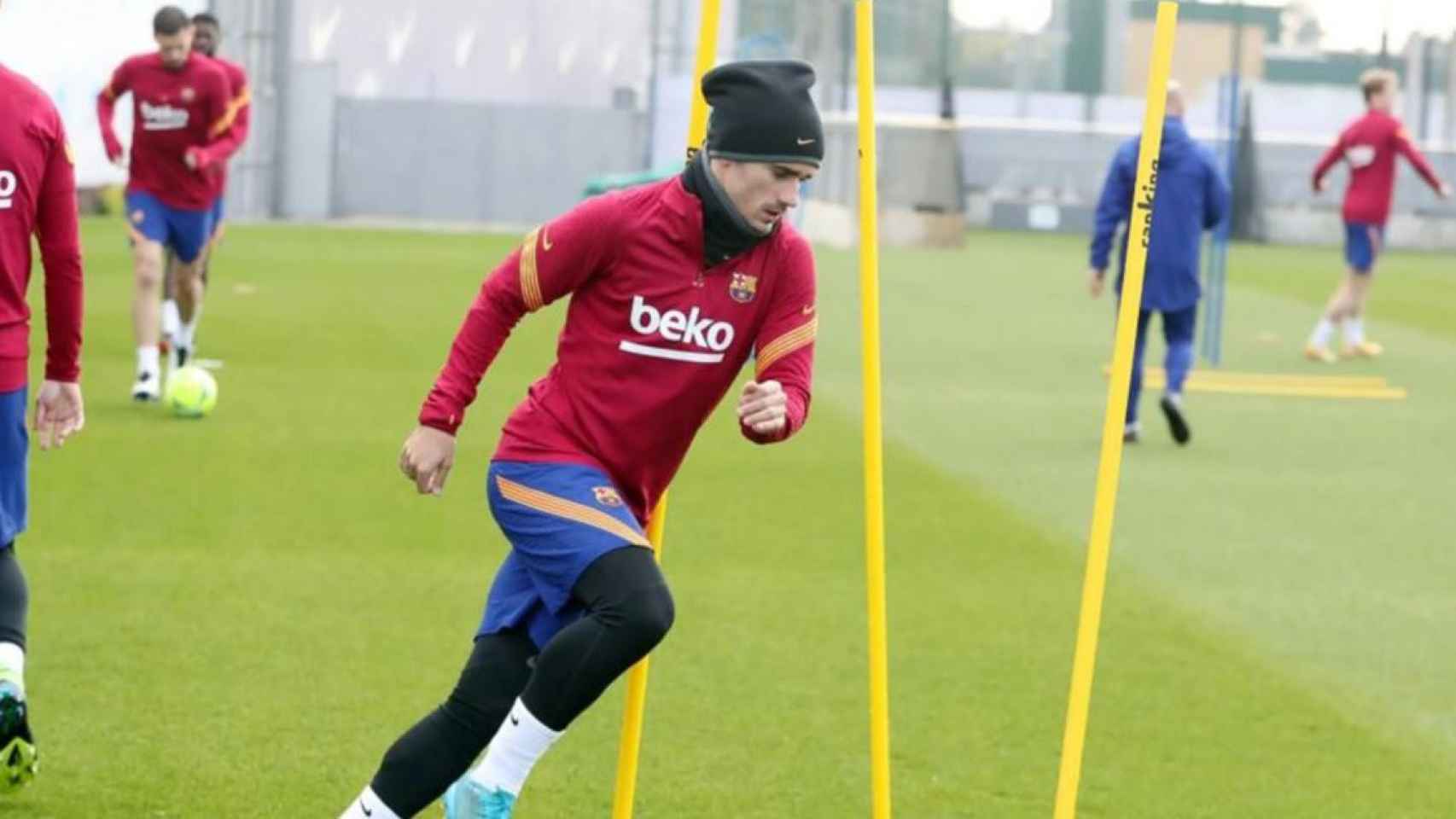 Griezmann en el entrenamiento previo al partido en el Camp Nou contra la Real Sociedad / FC BARCELONA