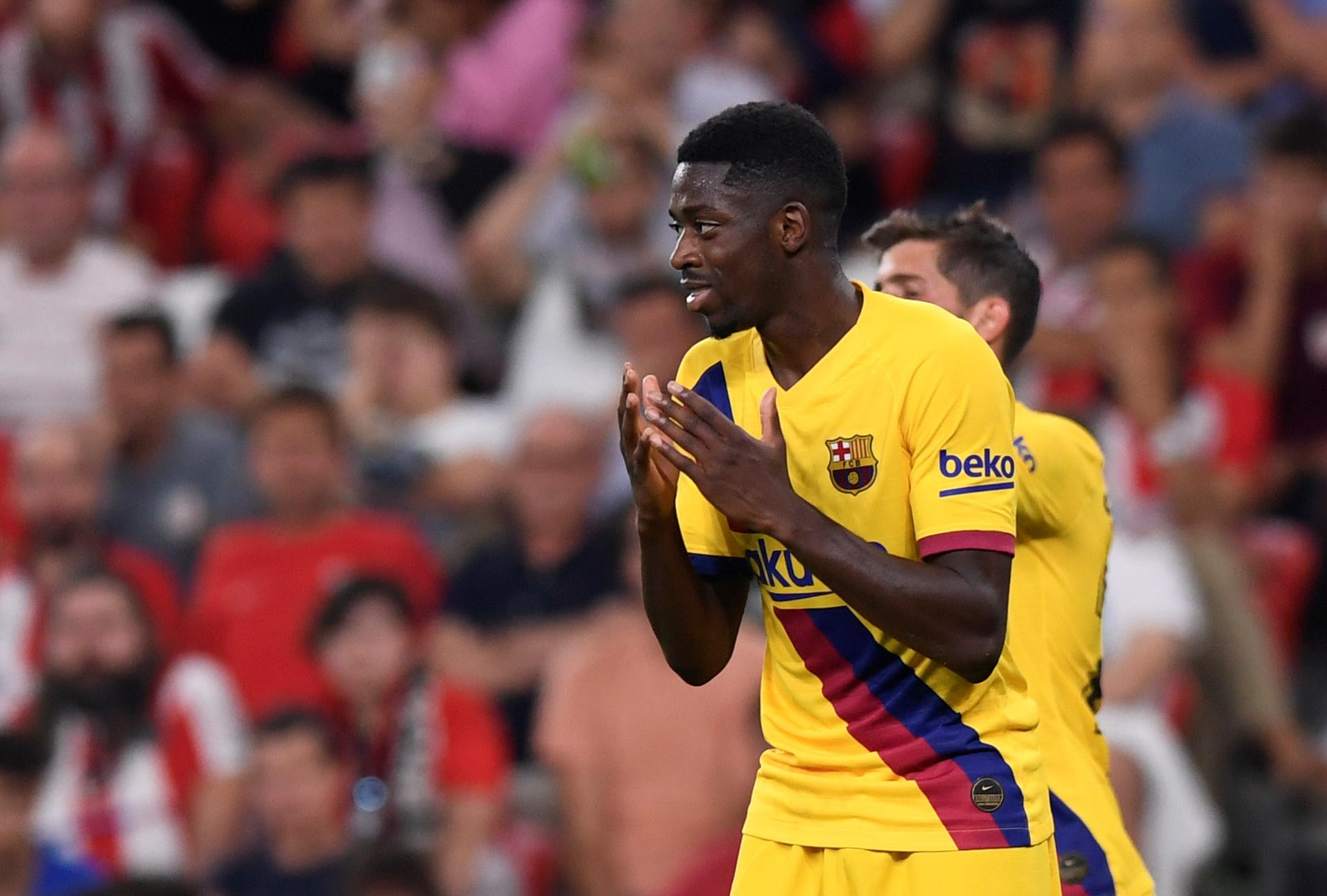 Ousmane Dembelé lamentando una ocasión con el Barça / EFE