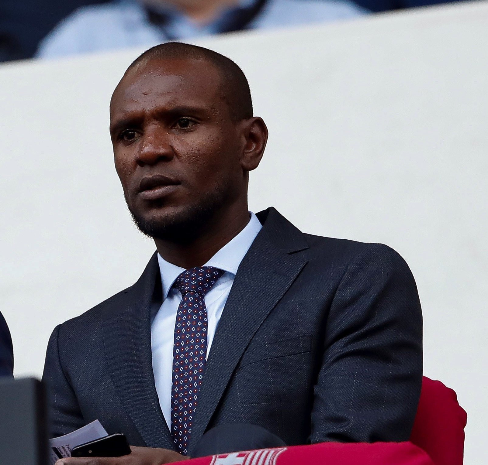 Una foto de archivo de Éric Abidal en el palco del Camp Nou / EFE