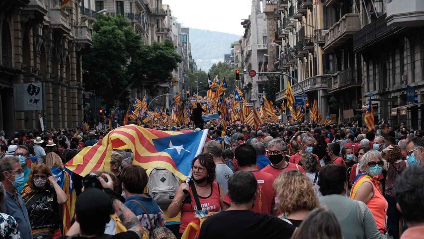 Manifestación de la Diada en vísperas de la Mesa de Diálogo / PABLO MIRANZO