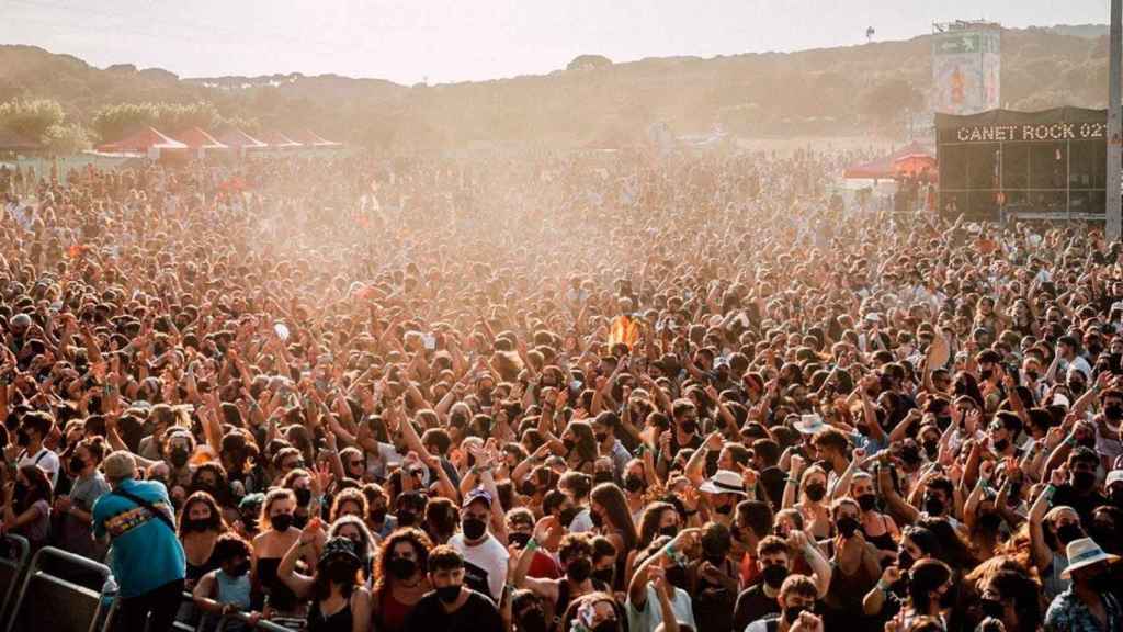 Asistentes al Canet Rock 2021, uno de los festivales de este verano / @CANETROCK_ (EP)