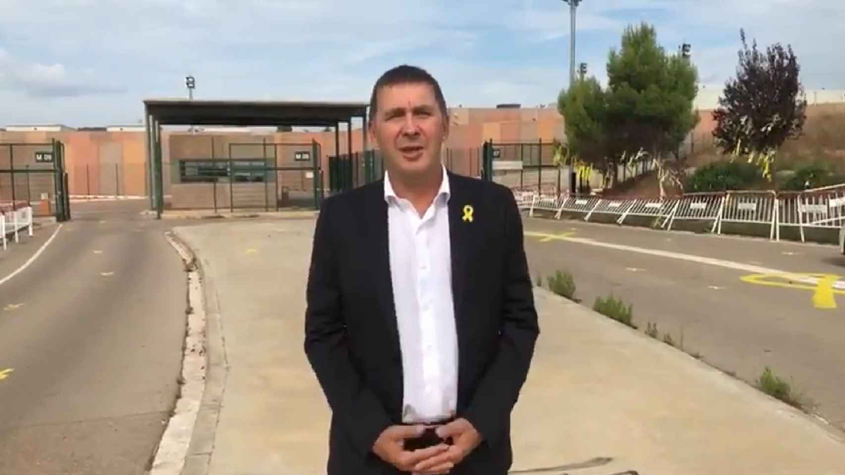 Arnaldo Otegi en su visita a los políticos presos de Lledoners / TWITTER