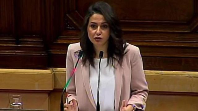La líder catalana de Ciudadanos, Inés Arrimadas, en el Parlament / CG