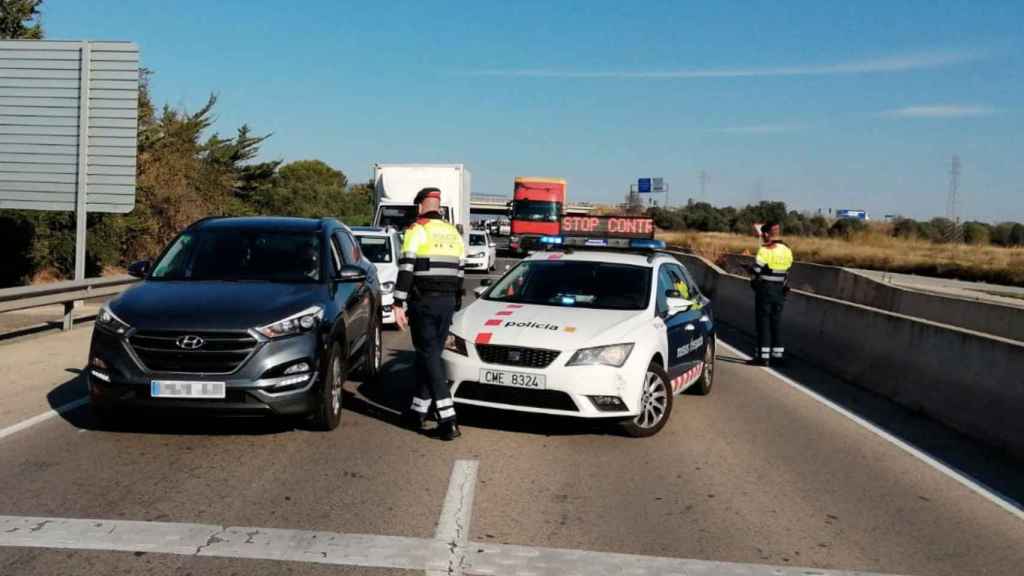 Control de movilidad de los Mossos d'Esquadra durante el fin de semana / MOSSOS