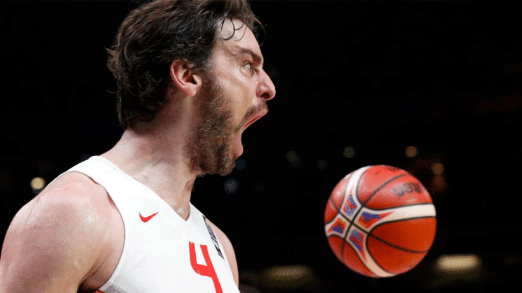 Pau Gasol en una imagen de archivo en un partido ante los Chicago Bulls / EFE