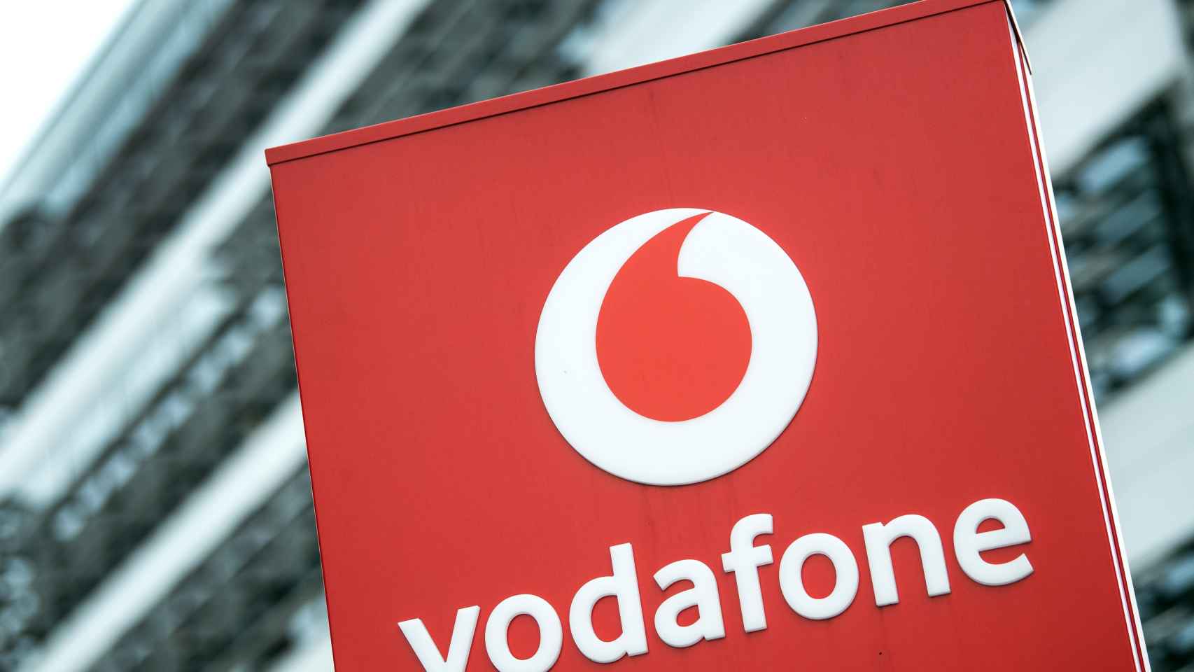 Un cartel de Vodafone en imagen de archivo / EUROPA PRESS