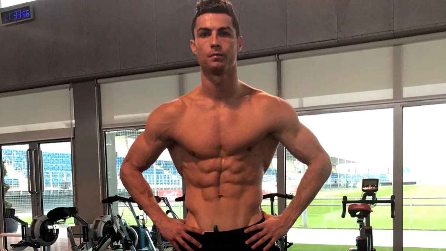 Cristiano Ronaldo luce abdominales / REDES