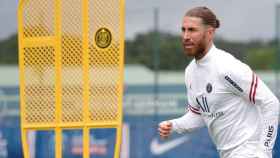 Sigue alargándose el debut de Sergio Ramos en el equipo francés / PSG