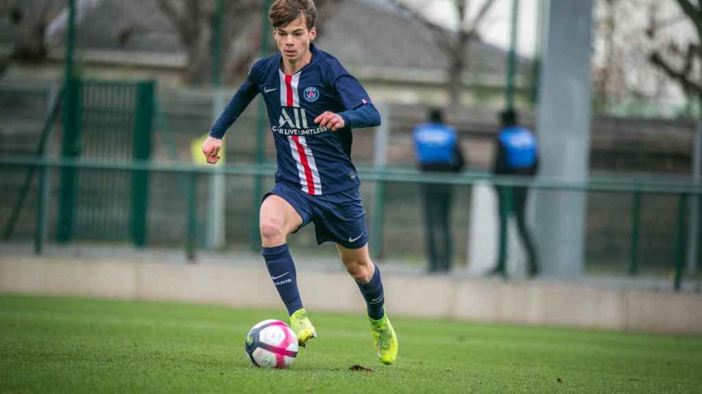 Édouard Michut, en un partido con las categorías inferiores del PSG | PSG