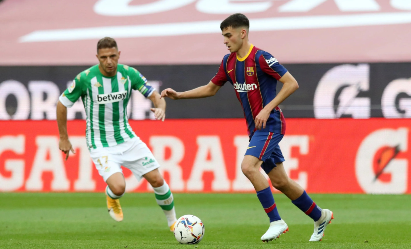 Pedri en un partido del Barça contra el Betis / FC Barcelona