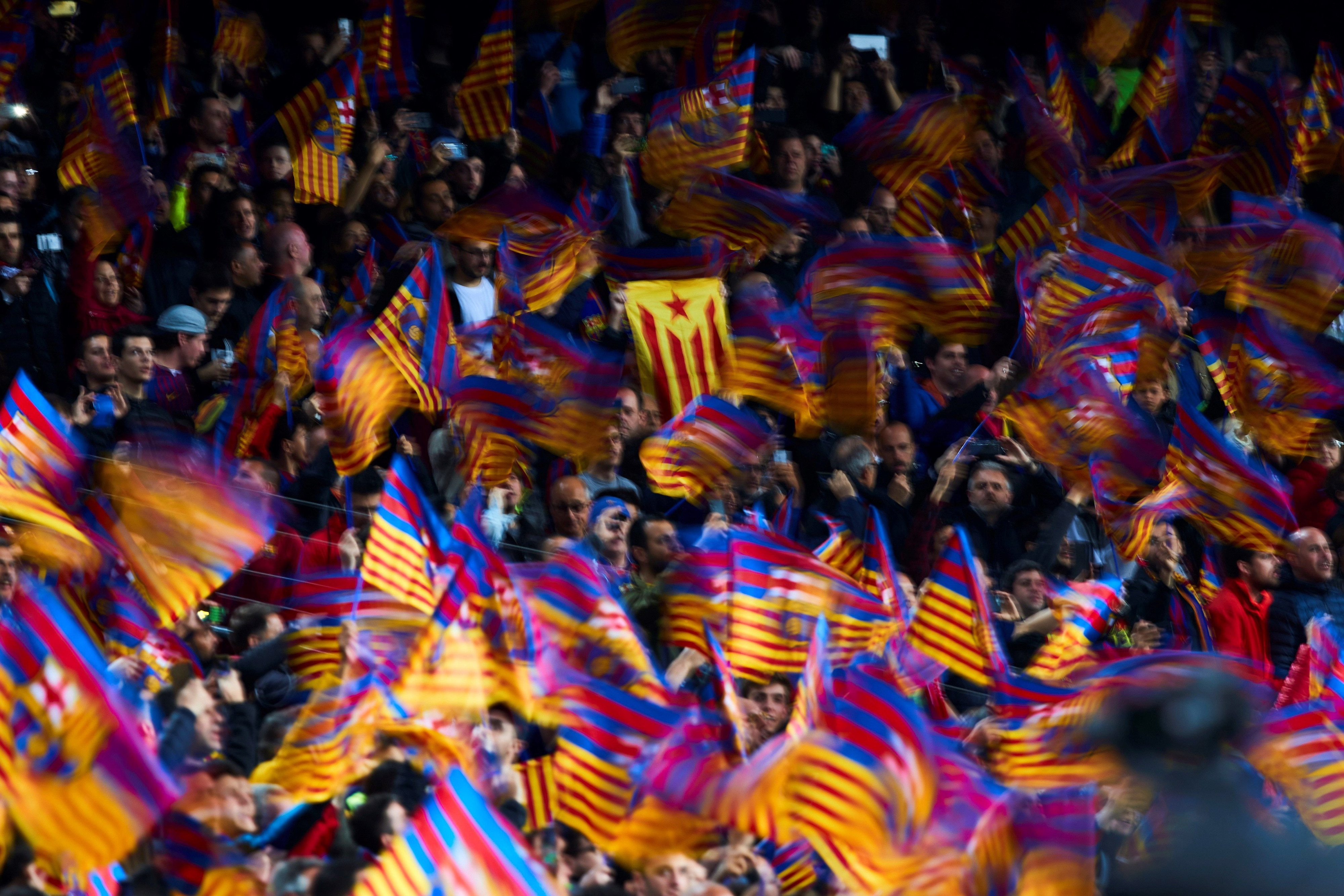 La afición del Camp Nou durante el encuentro frente al Manchester United / EFE