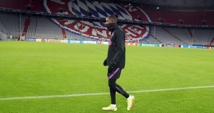 Dembelé se entrena con el Barça / FCB