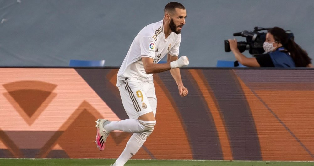 Benzema celebrando su gol contra el Villarreal / EFE