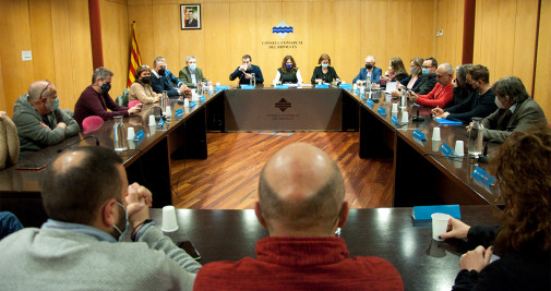 Laura Vilagrà durante su visita para explicar el proceso participativo en el Ripollès / CONSELL COMARCAL RIPOLLÈS