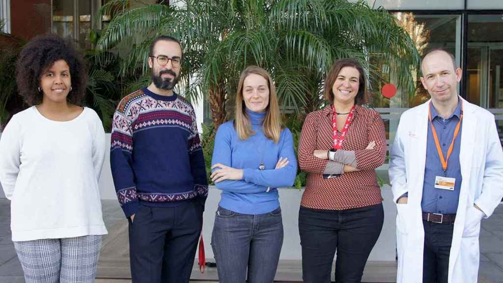 Investigadores del Institut d'Investigació Biomèdica de Bellvitge (Idibell), el Institut Català d'Oncologia (ICO) y la Universidad de Ámsterdam que han participado en el nuevo estudio sobre los receptores de la proteína TRAIL en cáncer de pulmón / IDIBELL