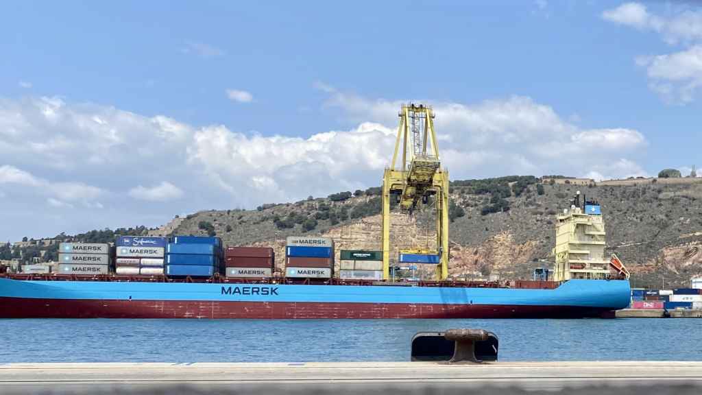 Puerto de mercancías de Barcelona, desde la terminal de cruceros