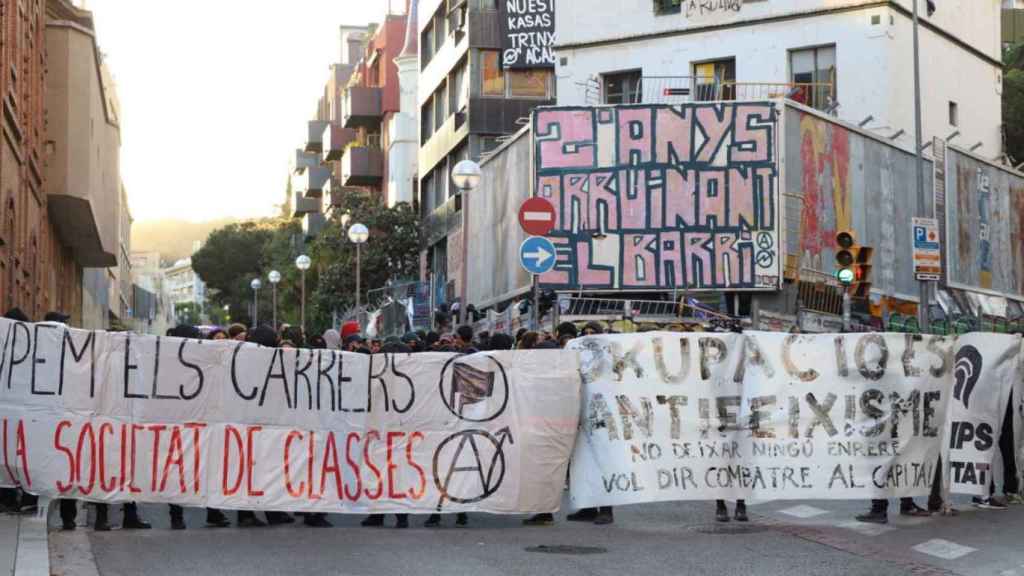 Manifestación en apoyo a los okupas de la Bonanova