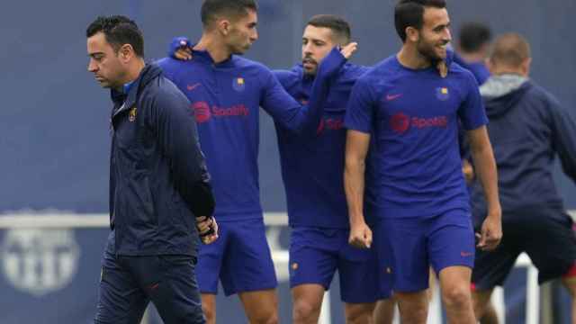 Xavi Hernández, durante una sesión de entrenamiento con el FC Barcelona en la Ciutat Esportiva / FCB