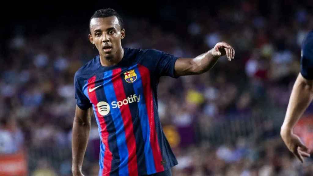 Jules Koundé, durante su debut oficial con el Barça / FCB