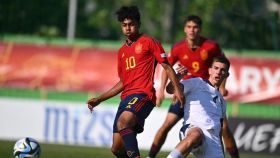 Lamine Yamal, durante el partido de España contra Serbia