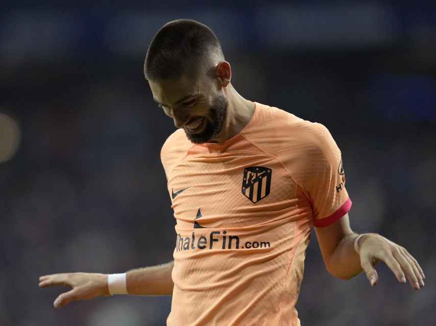 Yannick Carrasco celebra su gol al Espanyol