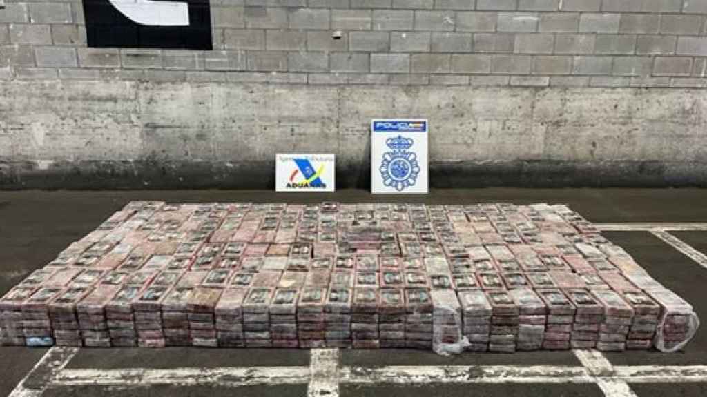 Fardos de cocaína incautados por la Policía Nacional en el puerto de Barcelona